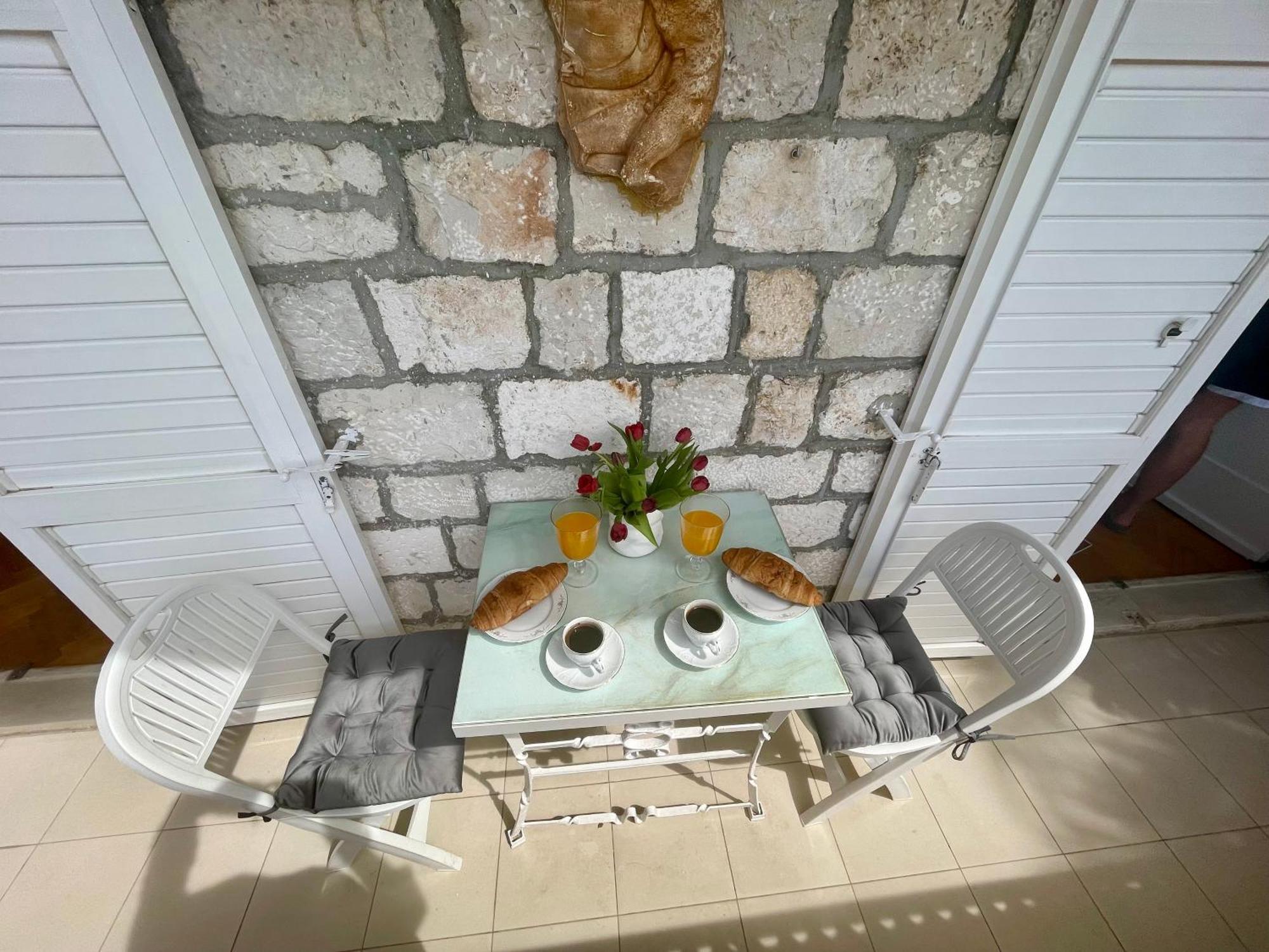 Dinka Old Town Apartment With Sea View トロギール エクステリア 写真