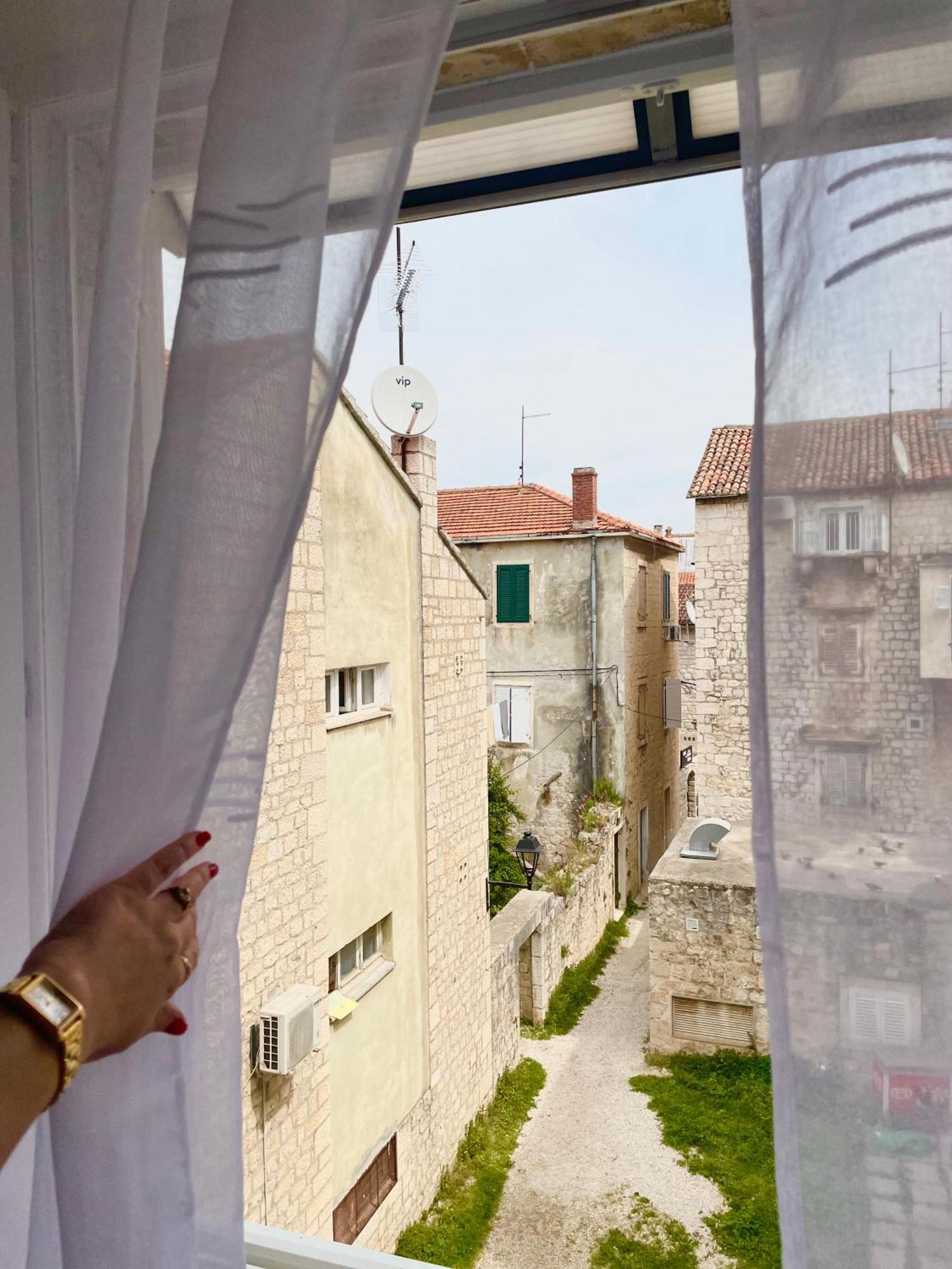 Dinka Old Town Apartment With Sea View トロギール エクステリア 写真